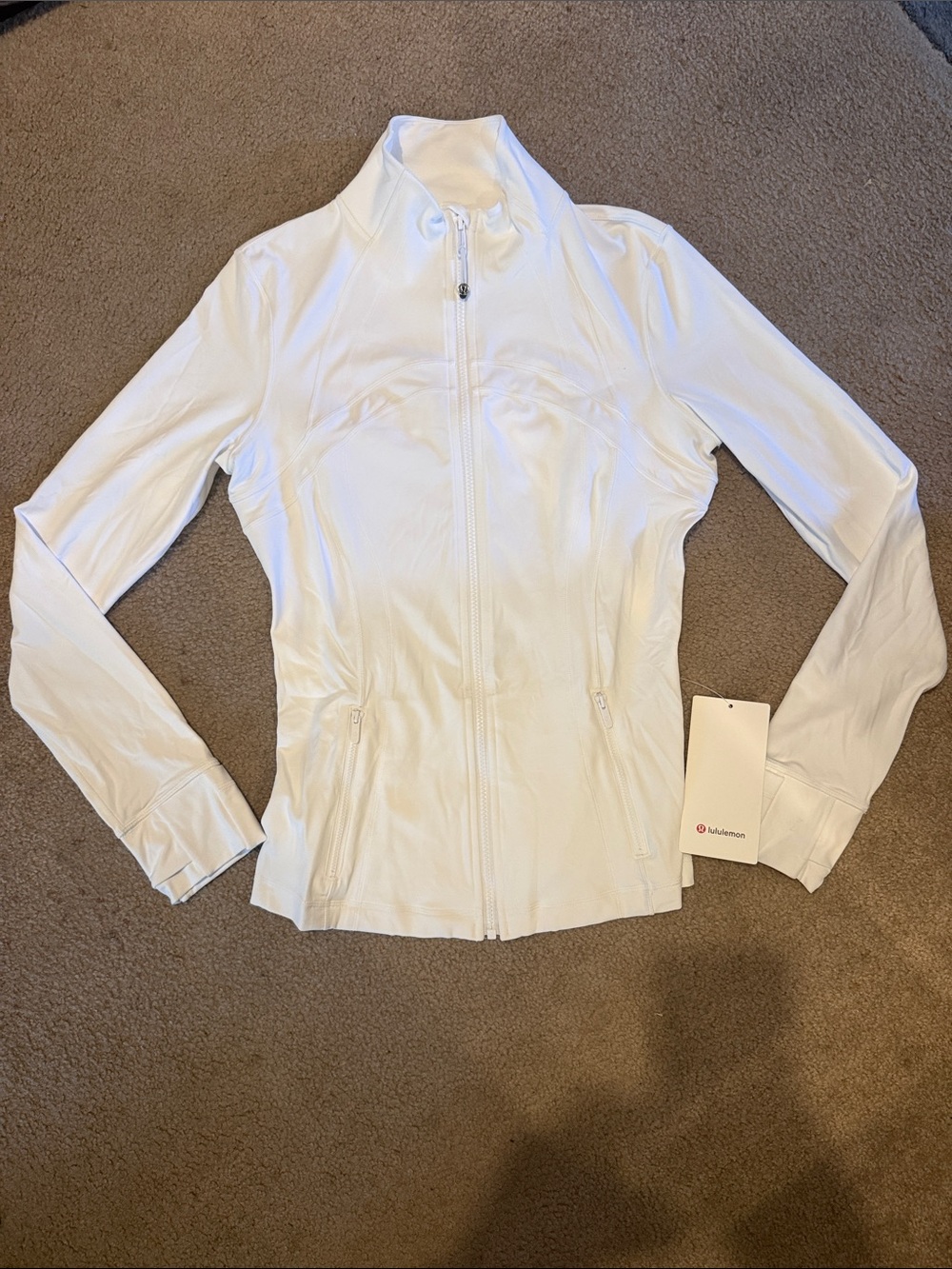 NWT Lululemon Define Jacket
Nulu - Picture 5 of 11